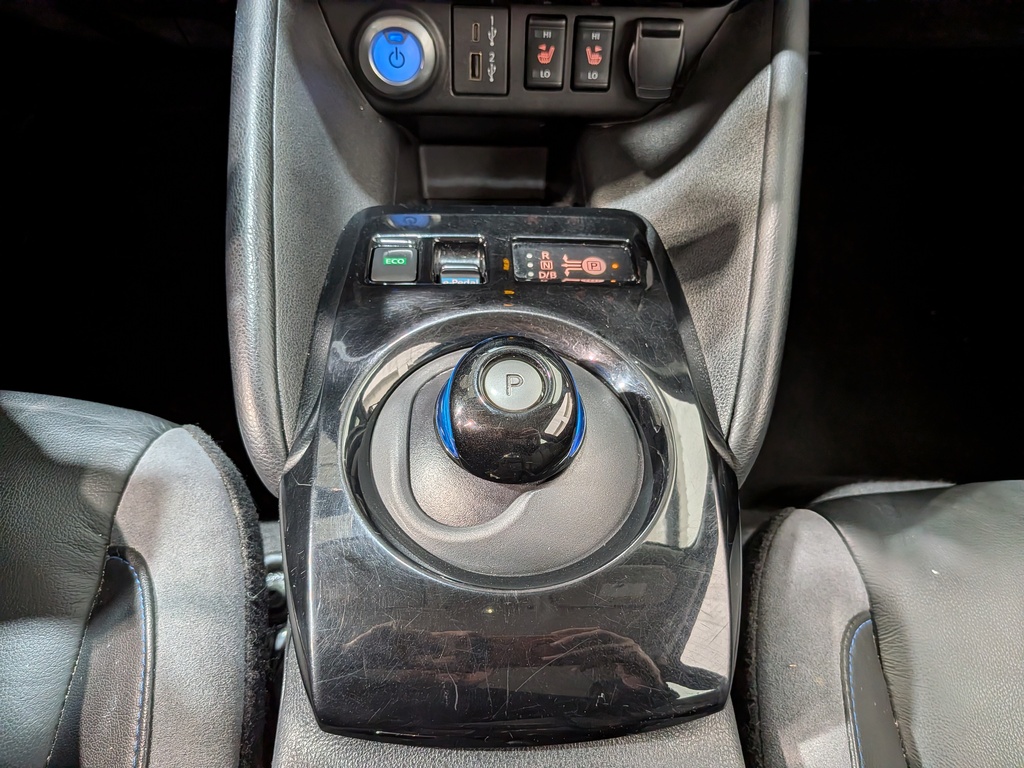 Nissan LEAF 2020