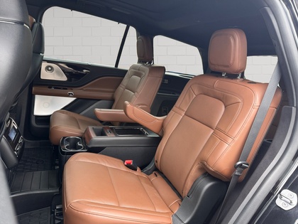 used 2022 Lincoln Aviator car, priced at $48,998