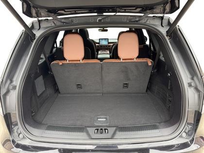 used 2022 Lincoln Aviator car, priced at $48,998