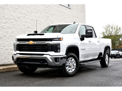 2025 Chevrolet Silverado 3500HD LT Crew Cab 4WD