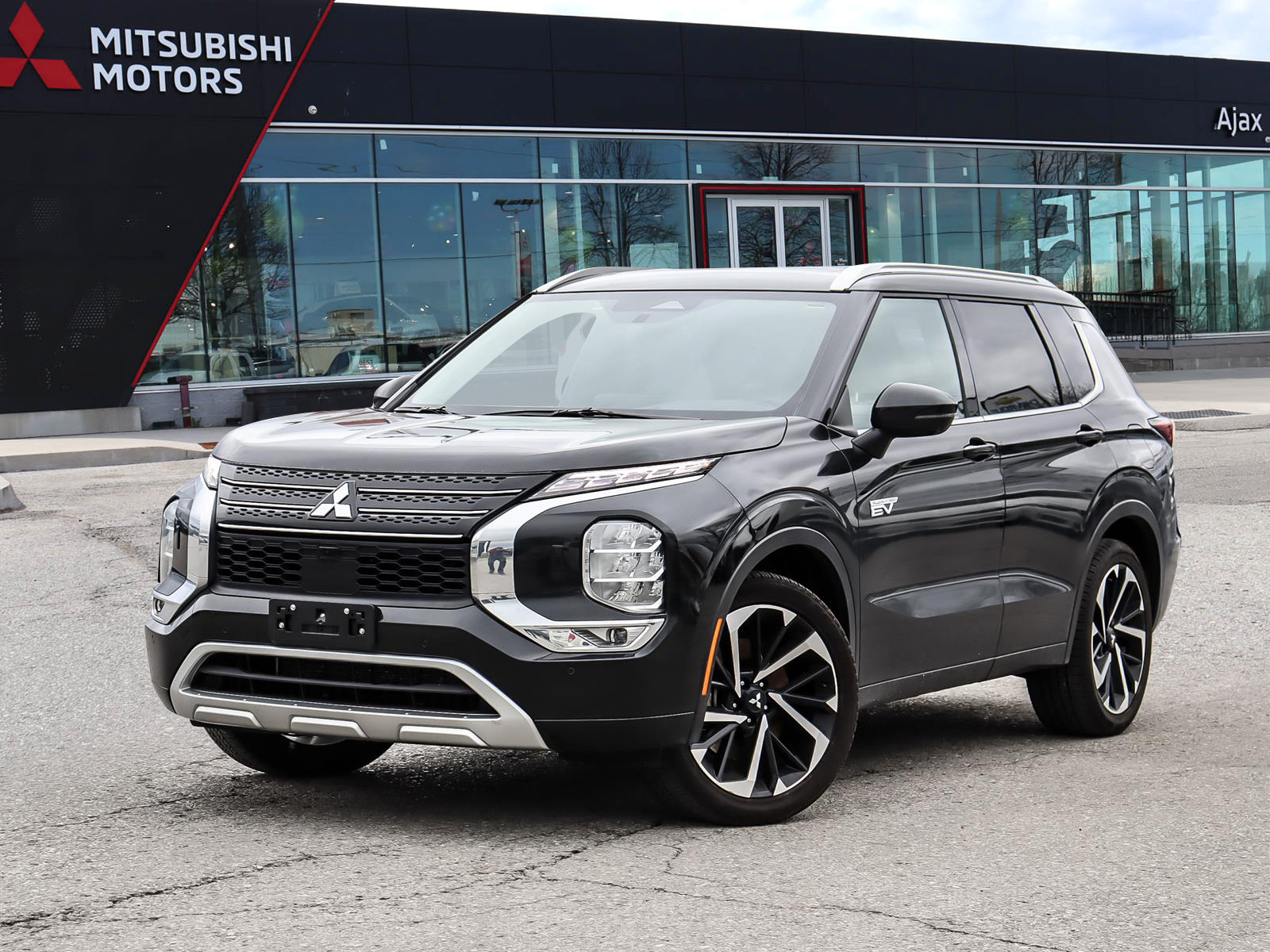 2025 Mitsubishi Outlander Hybrid