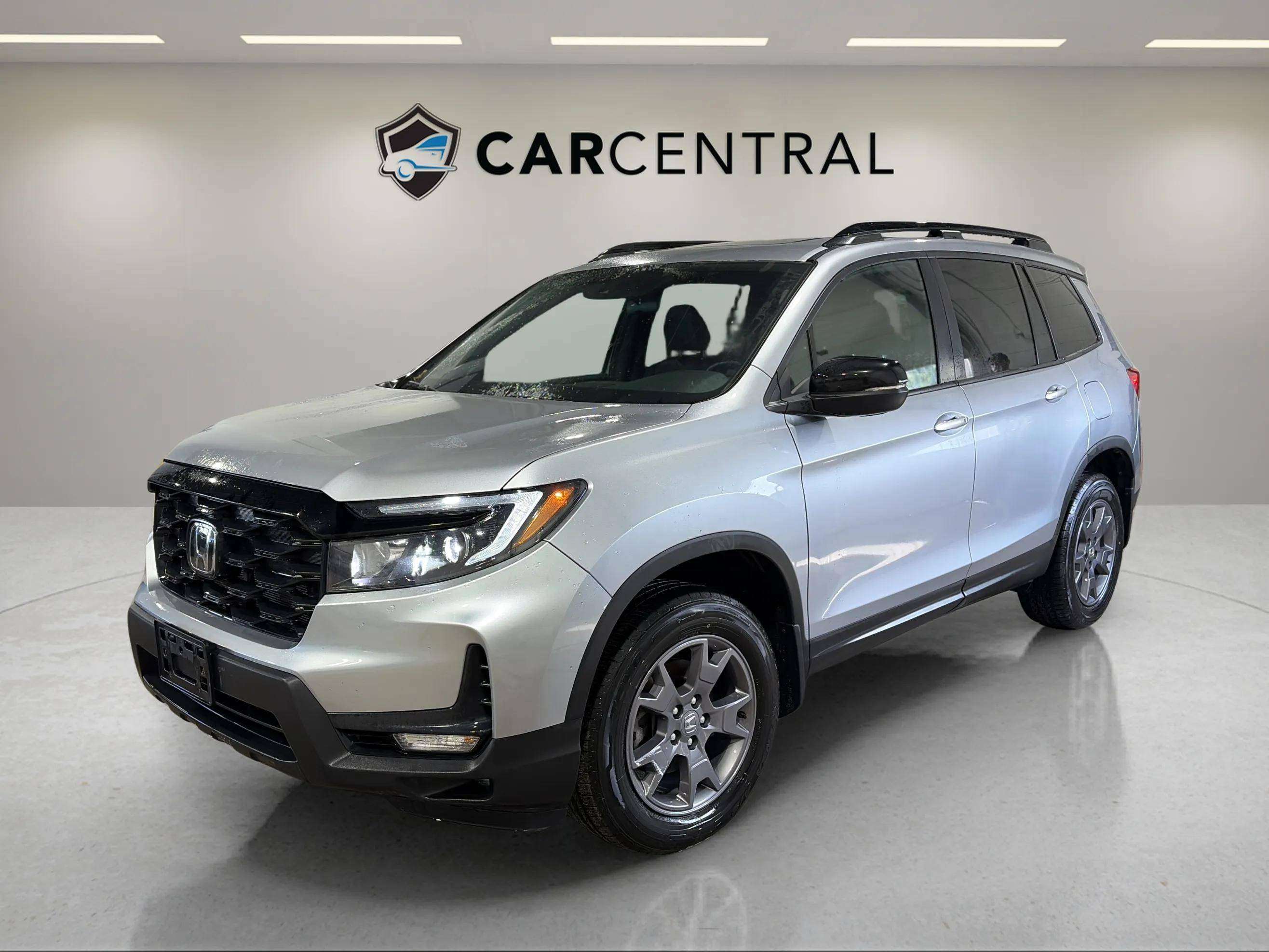Silver 2022 Honda Passport Sport AWD SUV / Crossover 9-Speed Automatic