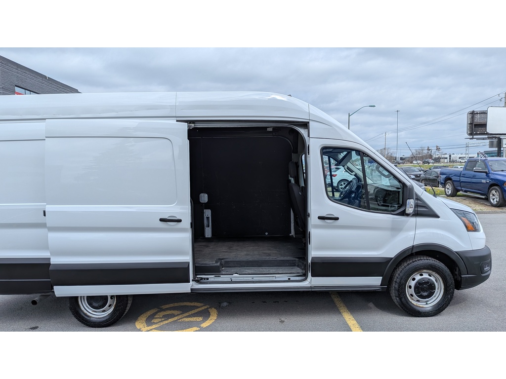 Ford Transit Cargo Van 2022