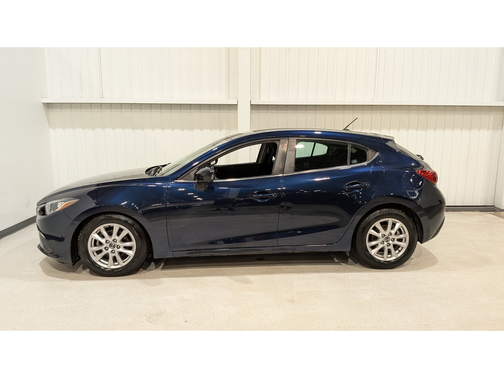Mazda Mazda3 2015