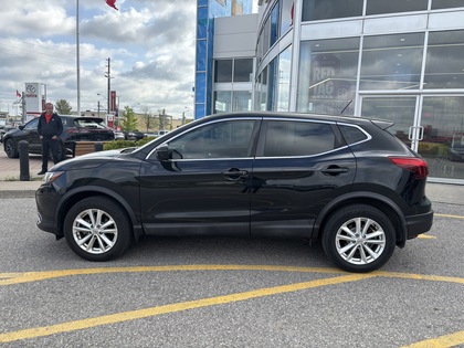 used 2017 Nissan Qashqai car