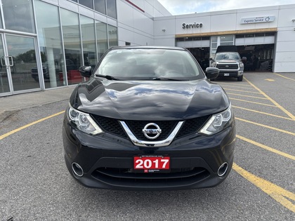 used 2017 Nissan Qashqai car