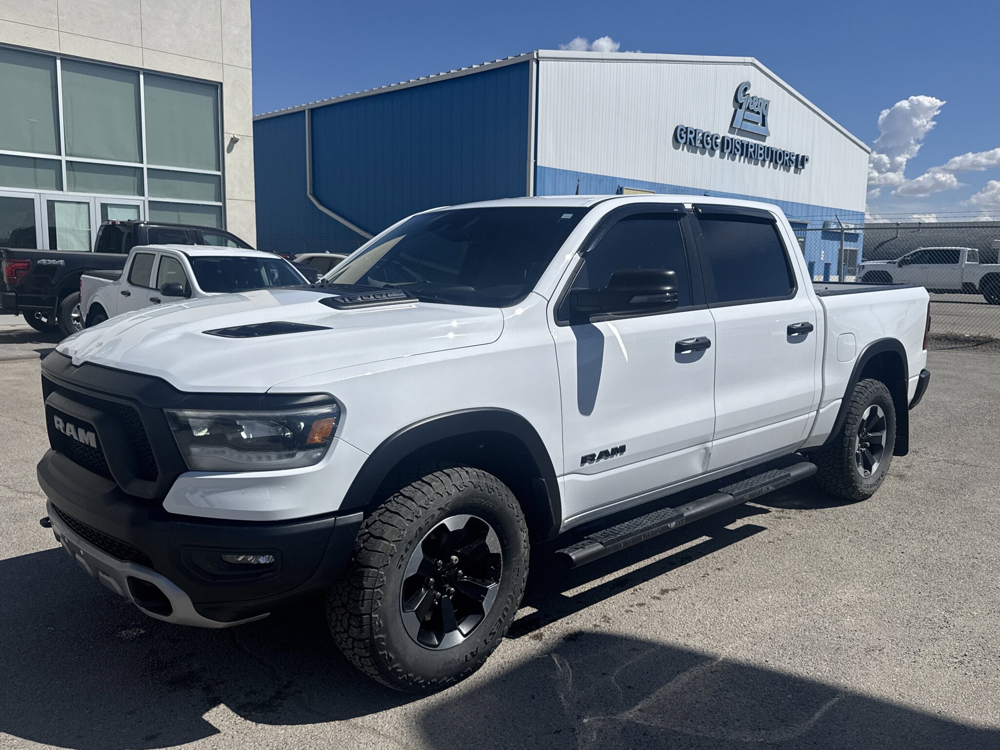 2023 RAM 1500 Hybrid