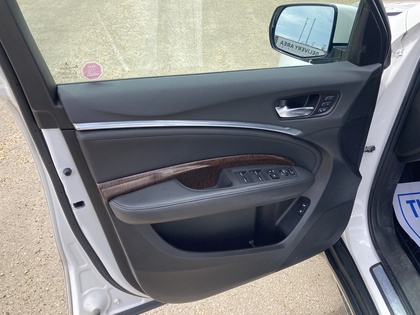 used 2020 Acura MDX car, priced at $29,900