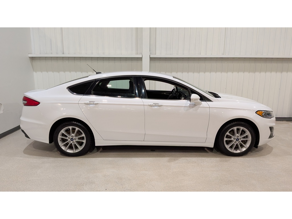 Ford Fusion Energi 2020