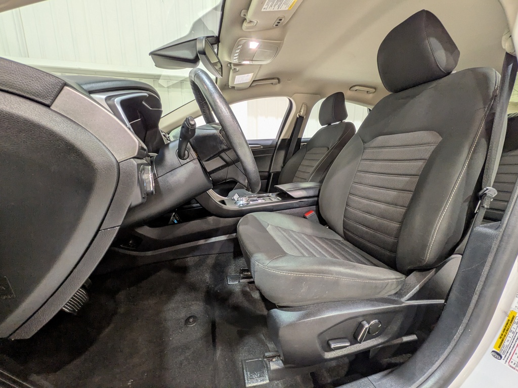Ford Fusion Energi 2020