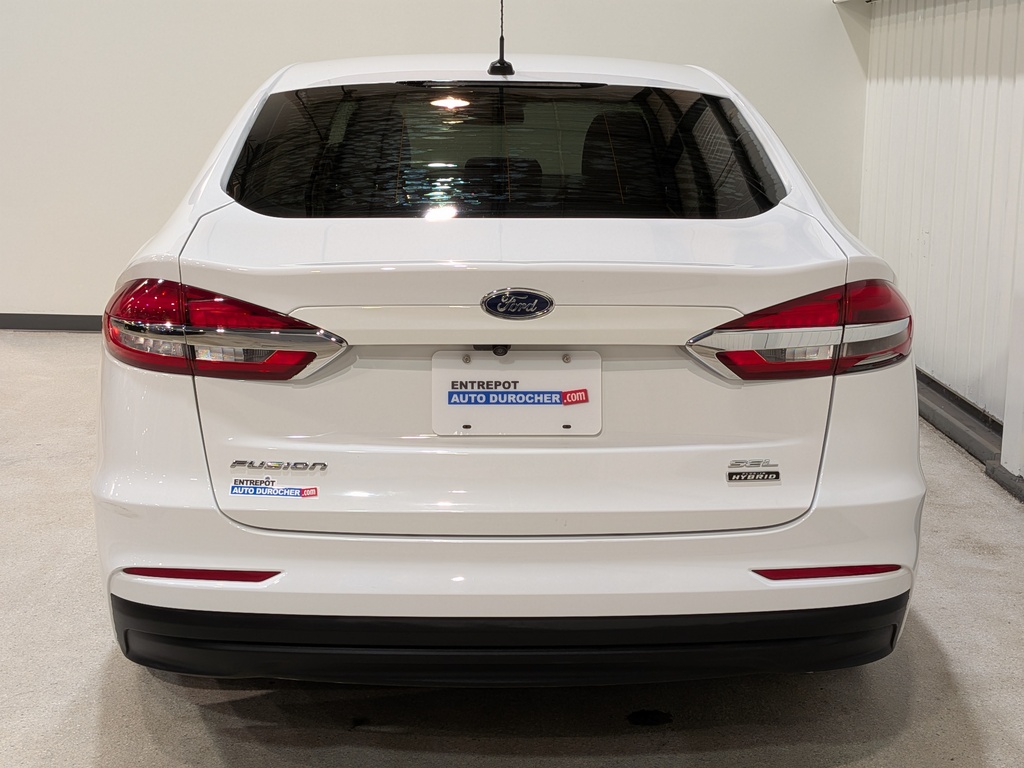 Ford Fusion Energi 2020