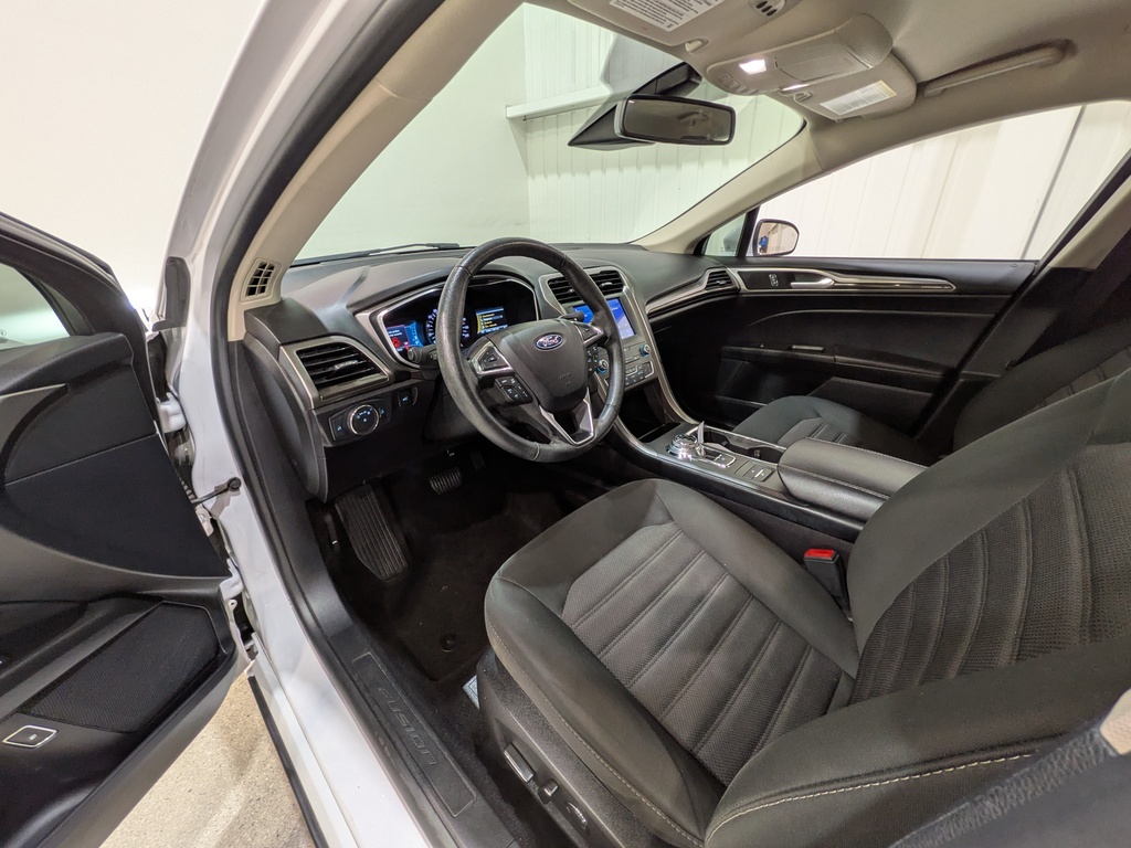Ford Fusion Energi 2020