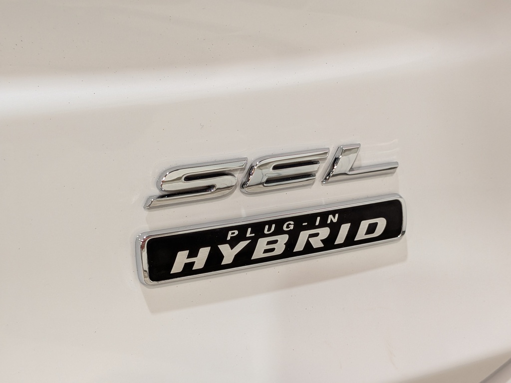 Ford Fusion Energi 2020