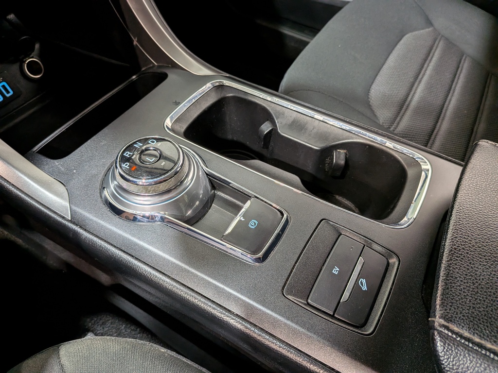 Ford Fusion Energi 2020