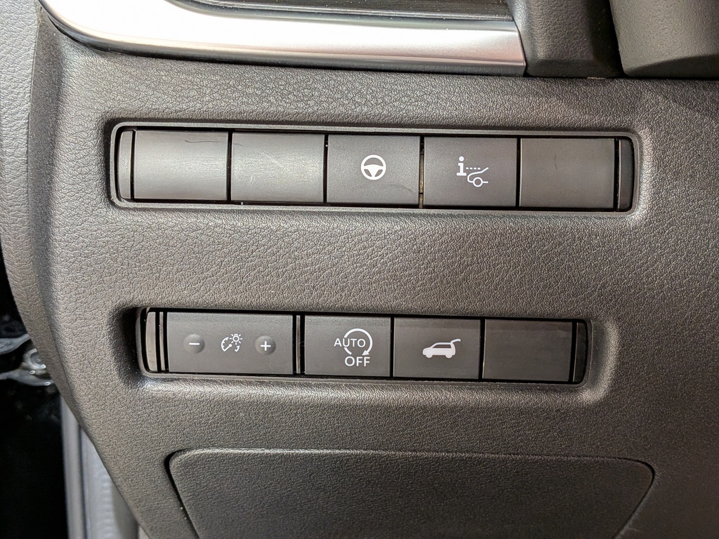 Nissan Rogue 2023