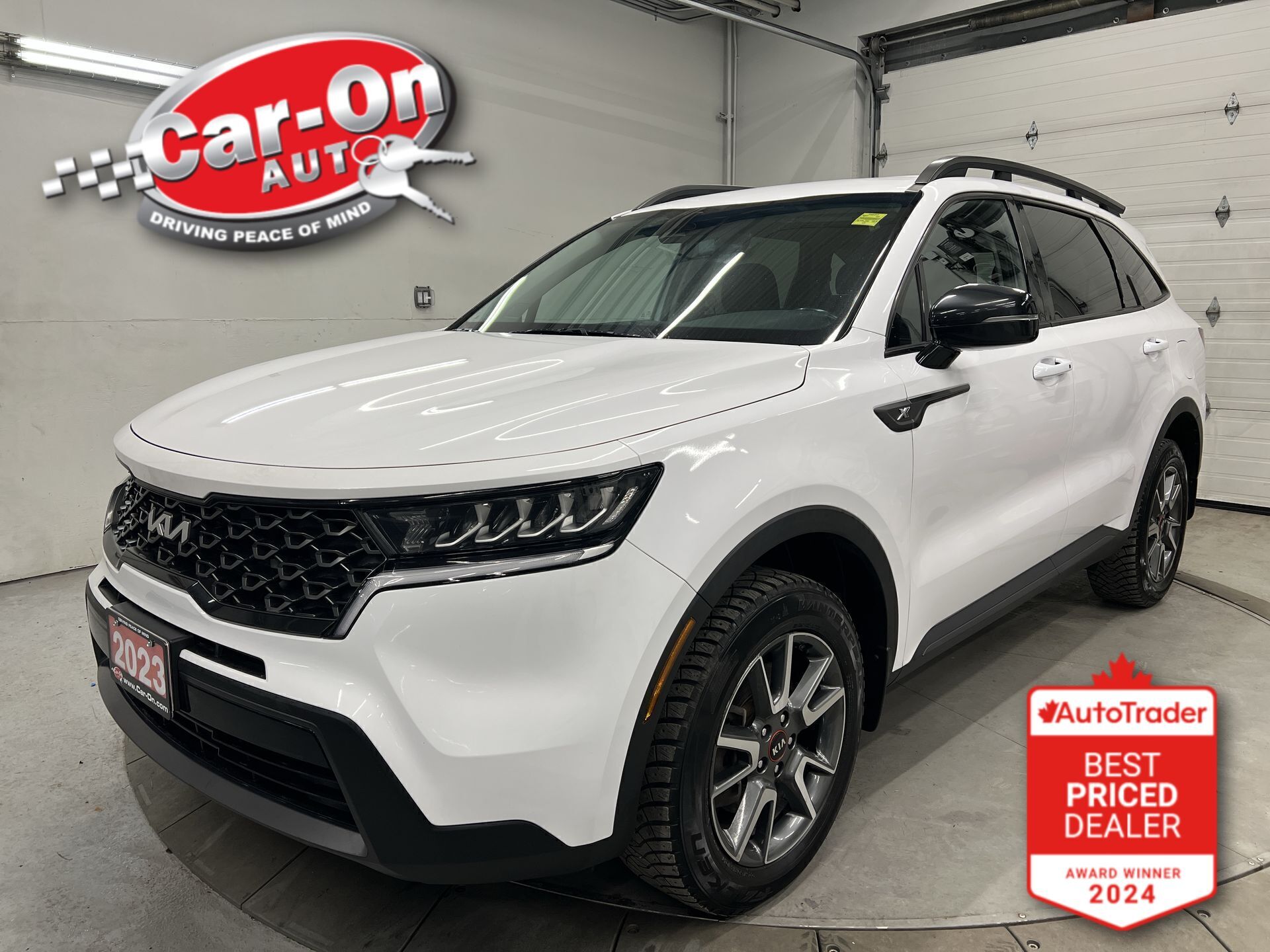 White 2023 Kia Sorento SUV / Crossover Automatic