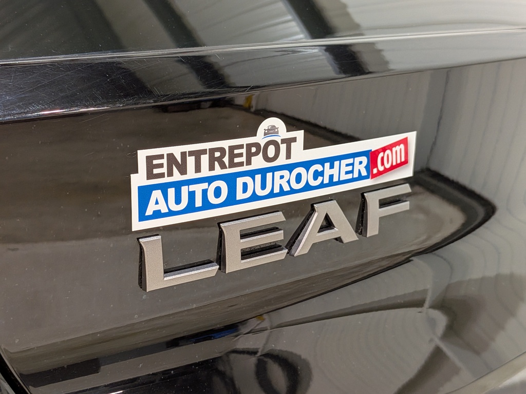 Nissan LEAF 2023