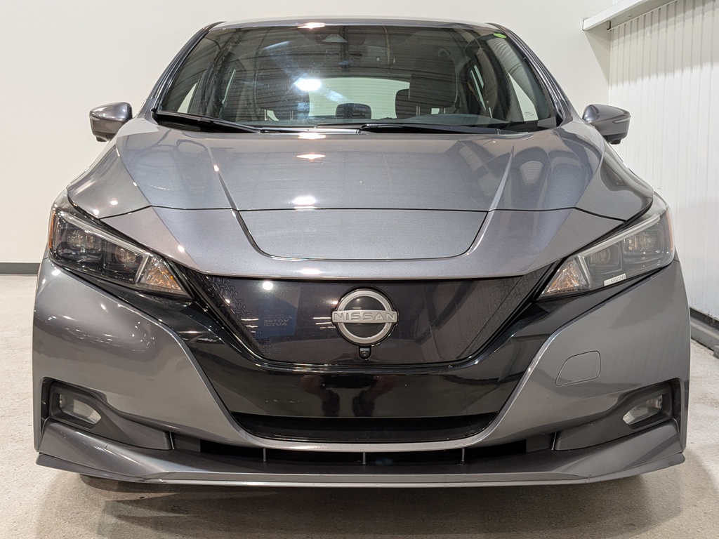 Nissan LEAF 2023