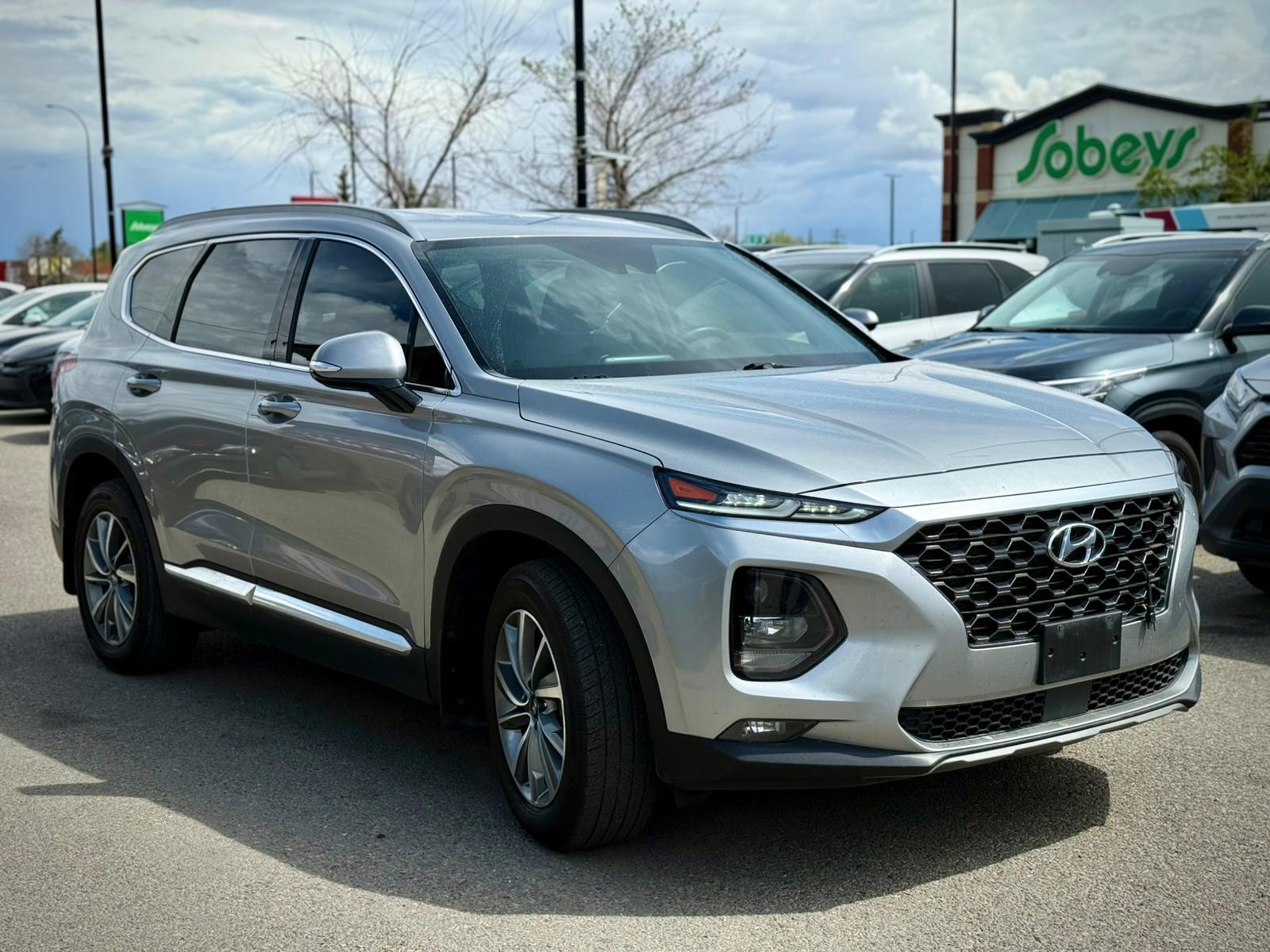 2020 Hyundai Santa Fe — view 3