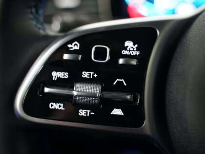 used 2022 Mercedes-Benz GLE 350 car, priced at $53,900