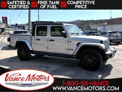 2023 Jeep Gladiator Sport S Crew Cab 4WD