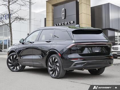used 2025 Lincoln Nautilus car, priced at $58,800