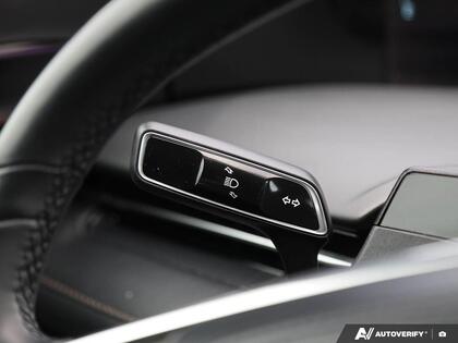 used 2025 Lincoln Nautilus car, priced at $58,800