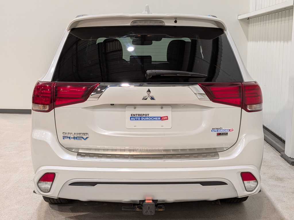 Mitsubishi Outlander PHEV 2020