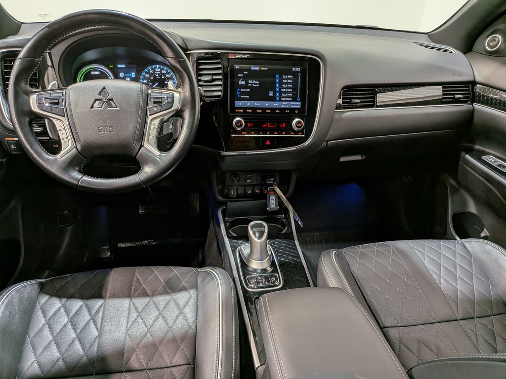 Mitsubishi Outlander PHEV 2020