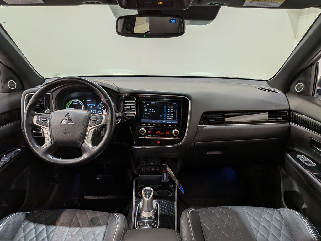 Mitsubishi Outlander PHEV 2020