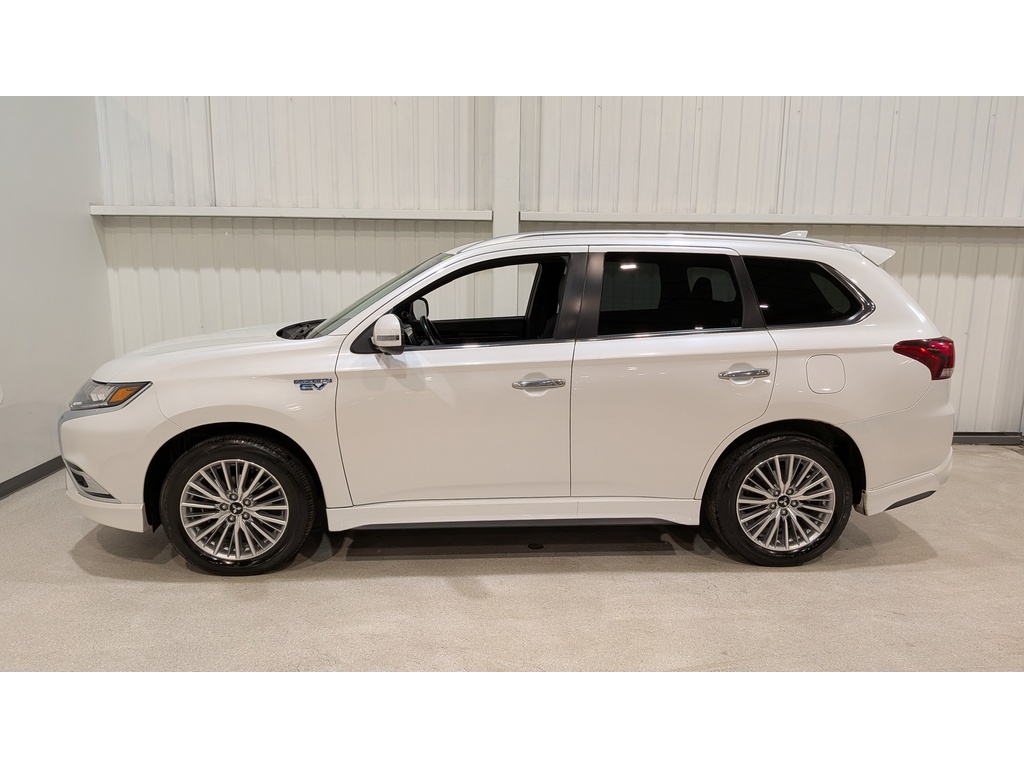 Mitsubishi Outlander PHEV 2020