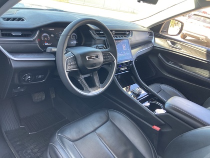 used 2023 Jeep Grand Cherokee car, priced at $37,800
