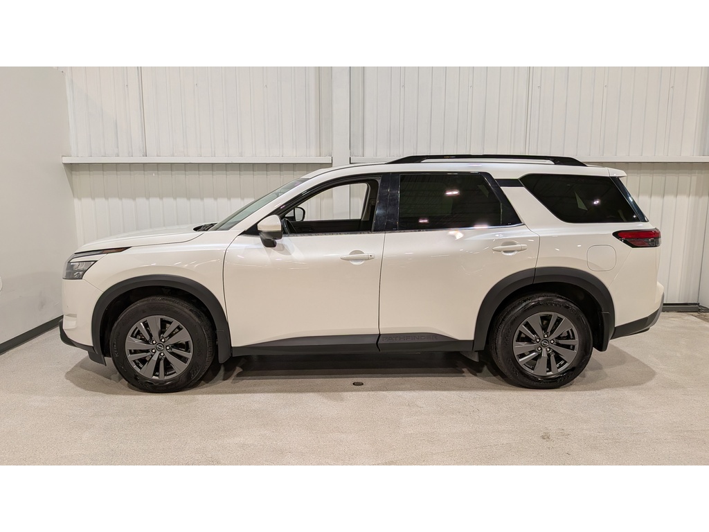 Nissan Pathfinder 2024