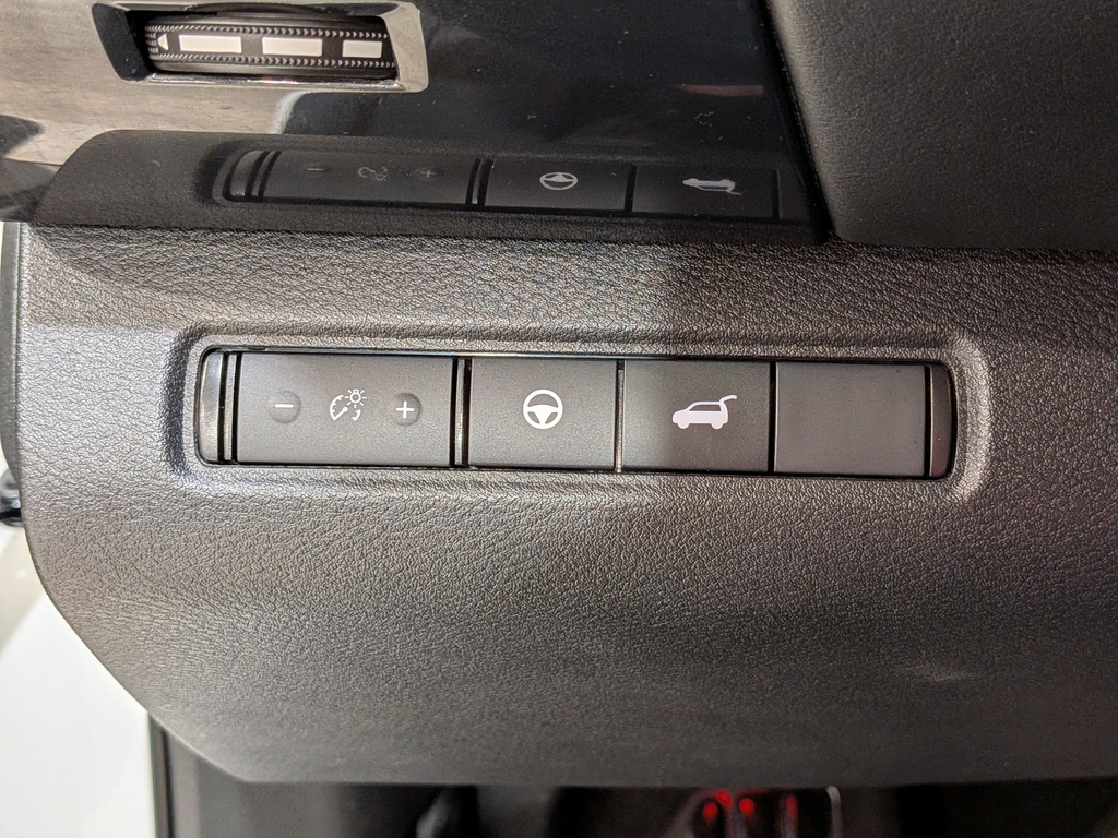 Nissan Pathfinder 2024