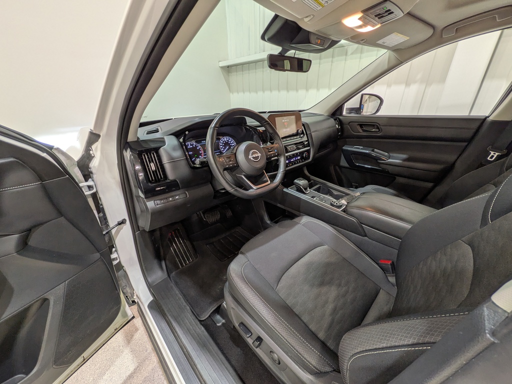 Nissan Pathfinder 2024