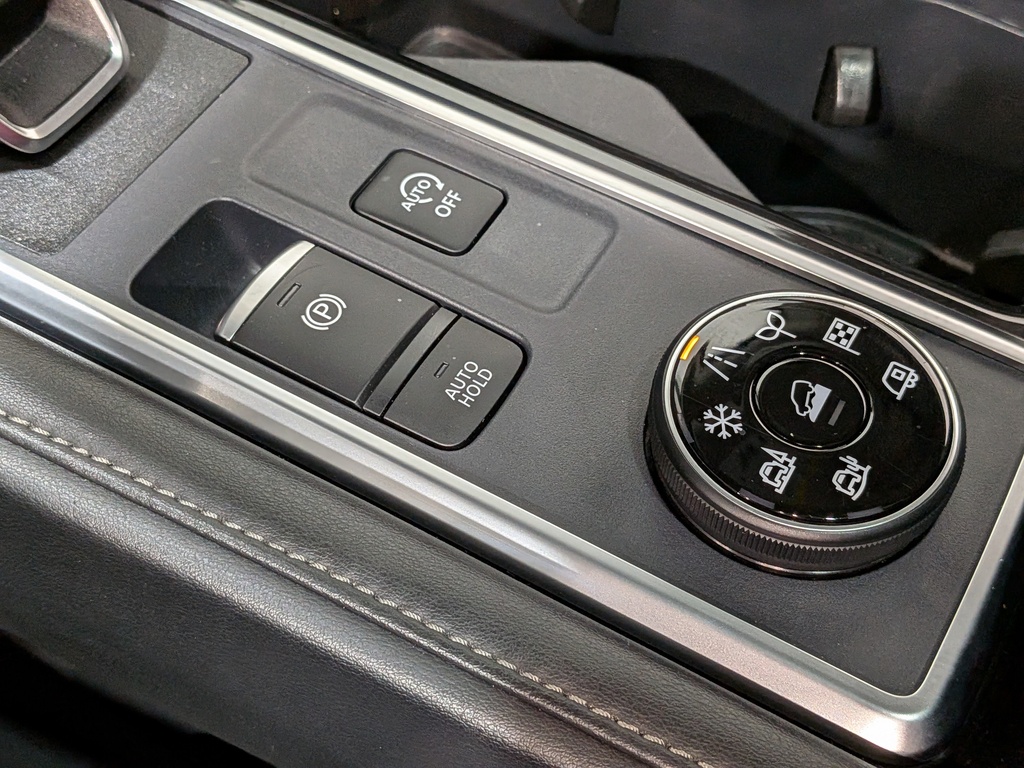 Nissan Pathfinder 2024