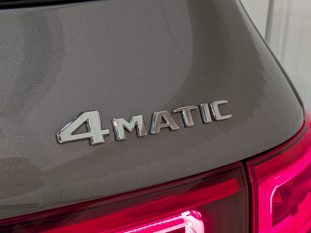 Mercedes-Benz GLB 2020