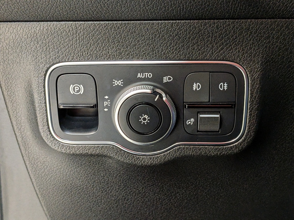 Mercedes-Benz GLB 2020