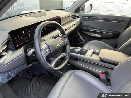 used 2025 Kia EV9 car, priced at $59,292