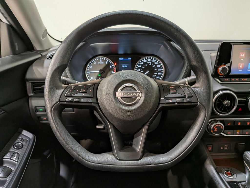Nissan Sentra 2024