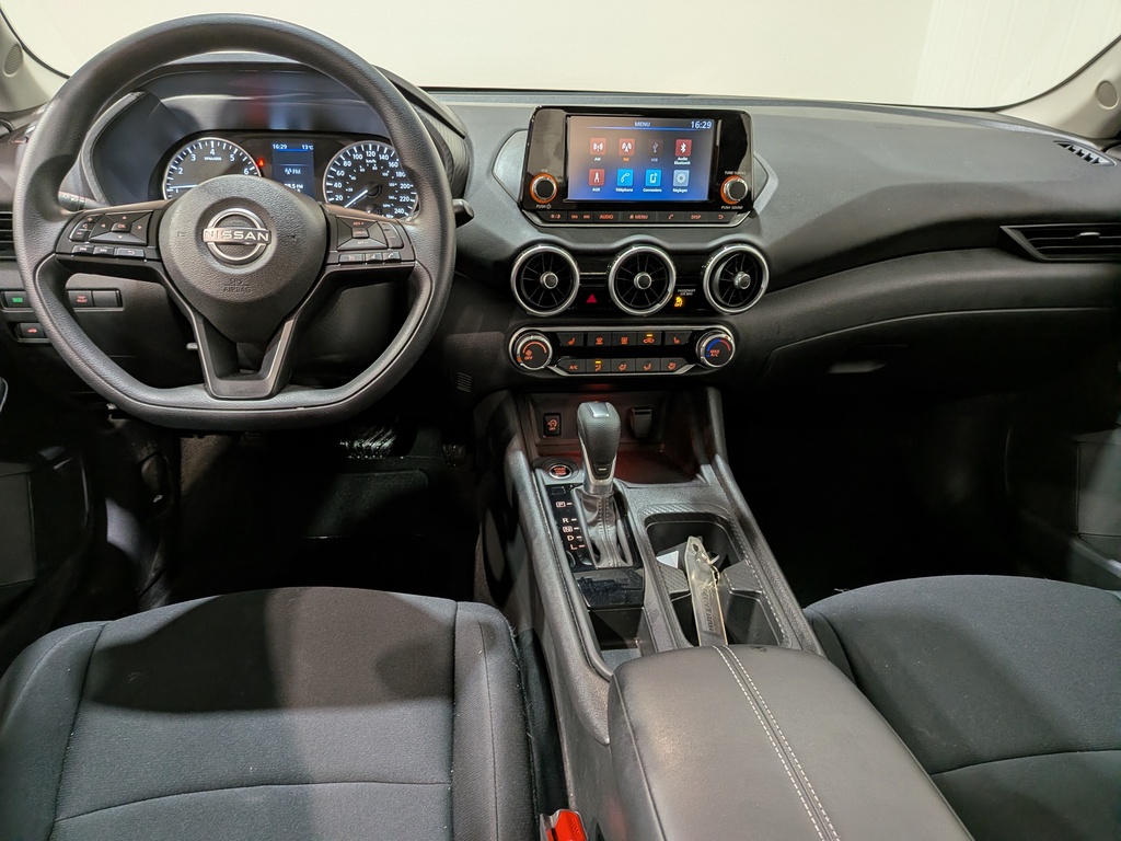 Nissan Sentra 2024