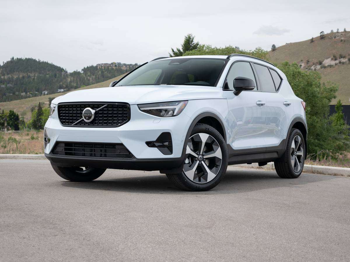 2026 Volvo XC40