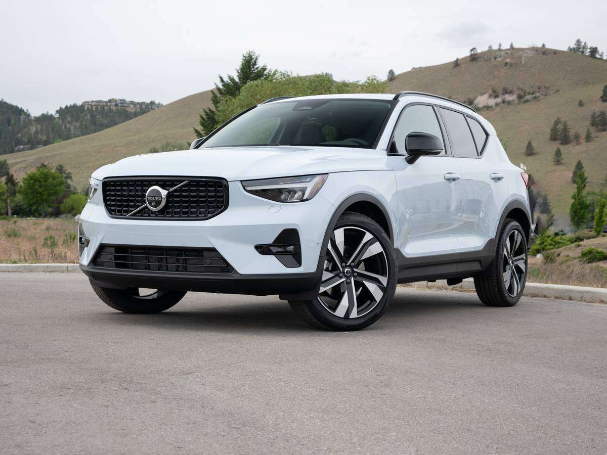 2026 Volvo XC40