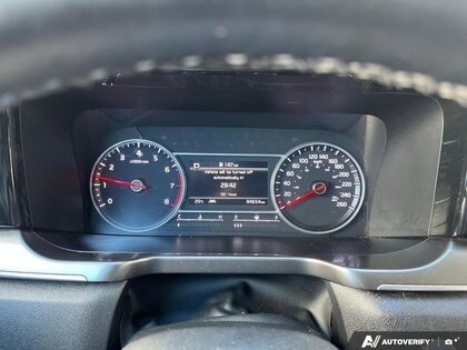 used 2022 Kia Sorento car, priced at $25,987