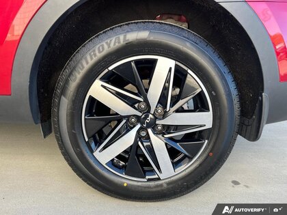 used 2022 Kia Sorento car, priced at $25,987