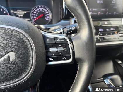 used 2022 Kia Sorento car, priced at $25,987