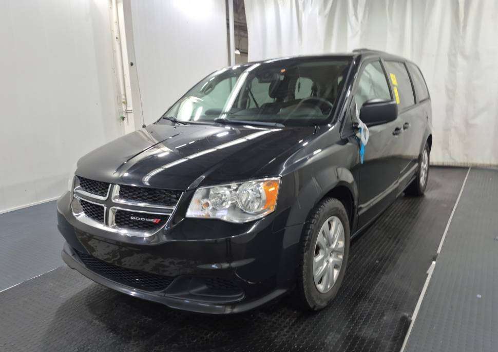 Black 2020 Dodge Grand Caravan SXT FWD Minivan Front-Wheel Drive Automatic