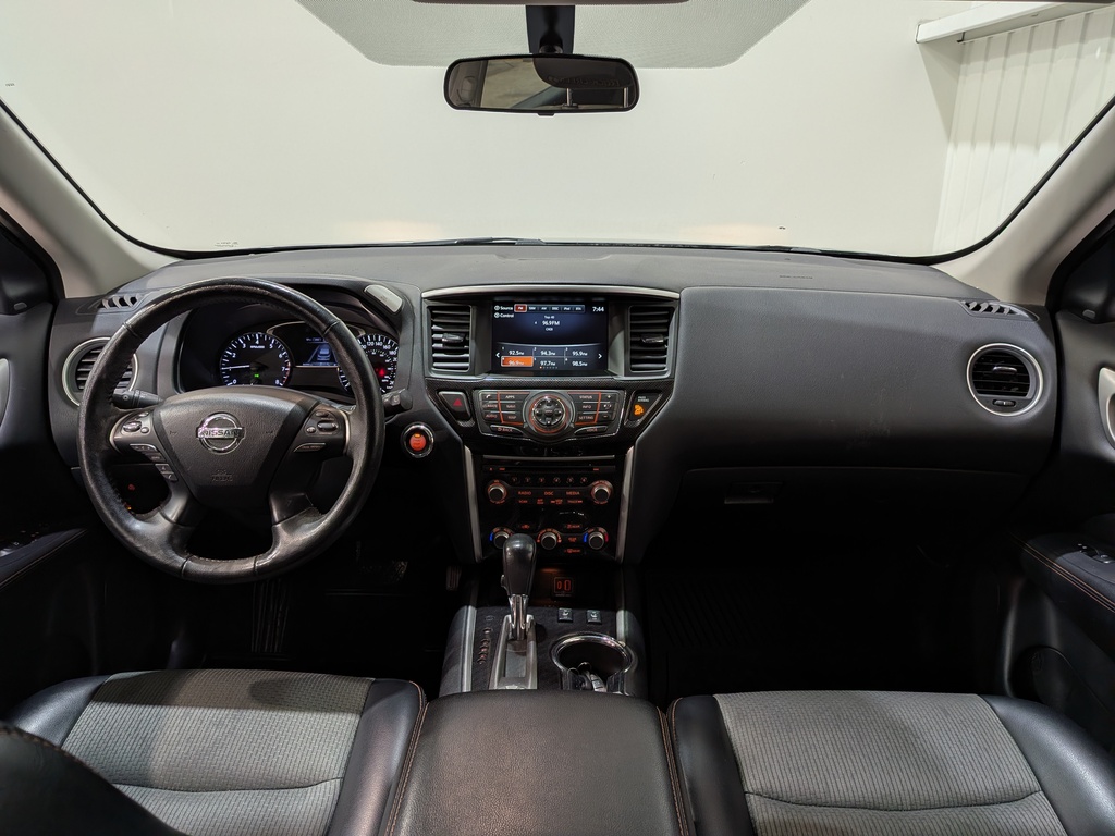 Nissan Pathfinder 2020