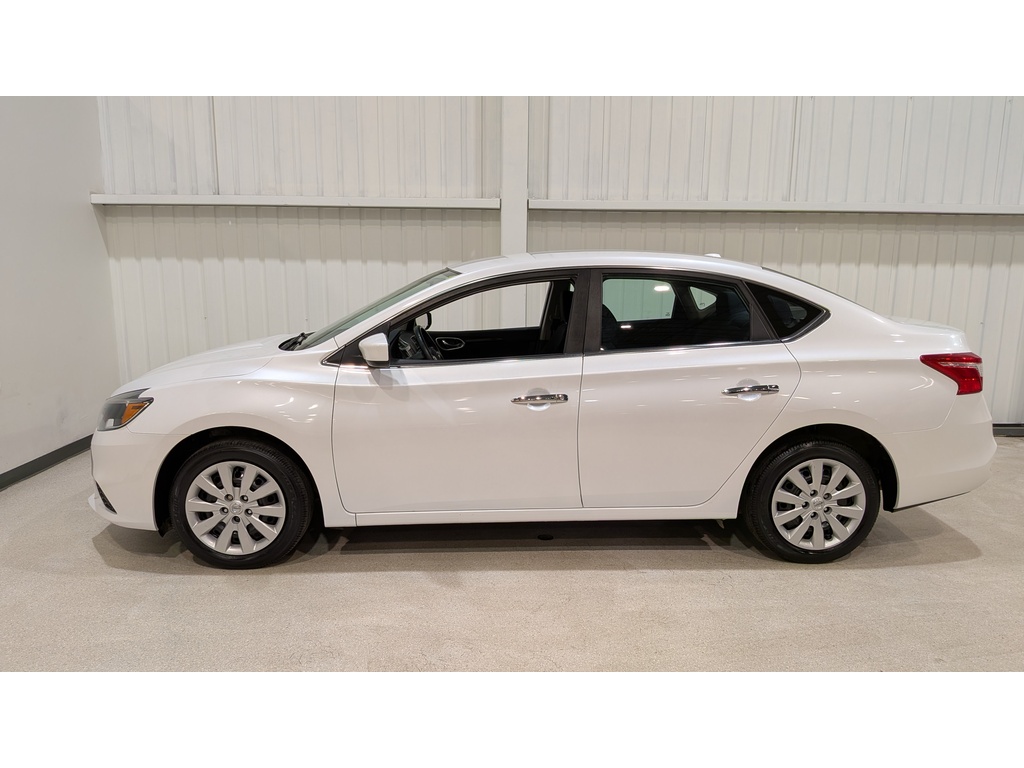 Nissan Sentra 2019