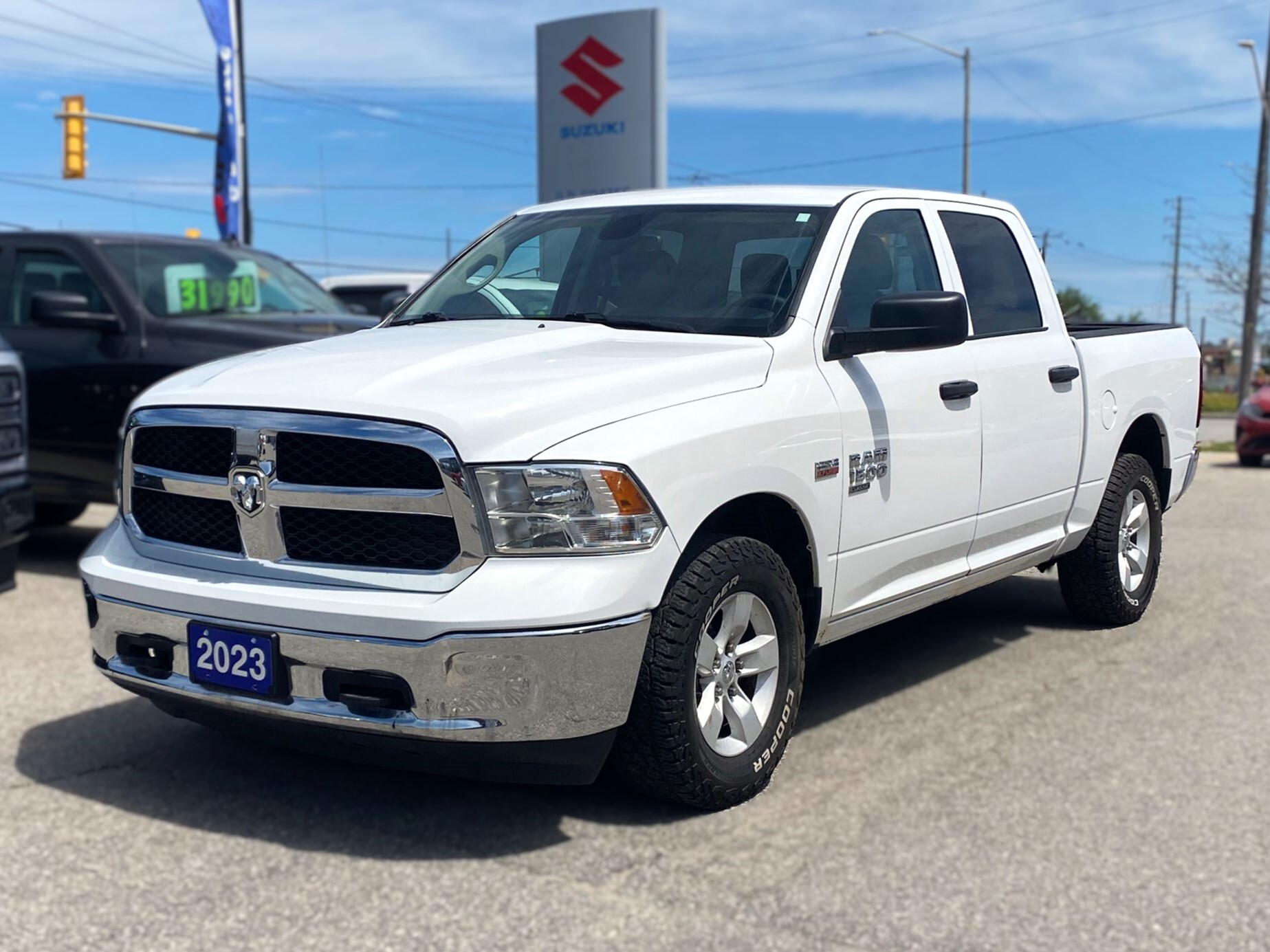 2023 RAM 1500 SLT Crew Cab 4x4 ~Heated Ext ~Bluetooth ~Camera